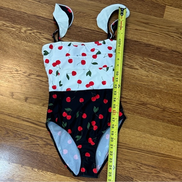 NWT Summersalt ruffle oasis Cherry Print One-Piece Swimsuit size 2 - Picture 7 of 7